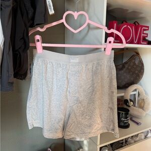 SkimsGrey loose Boxer Shorts
